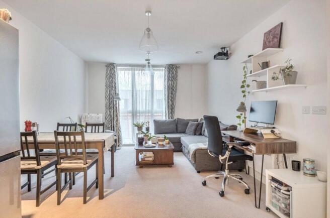 1375921-3-6909d7b...