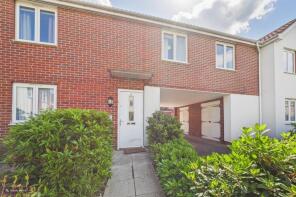 10, Regis Park Road, Reading RG6 7AD