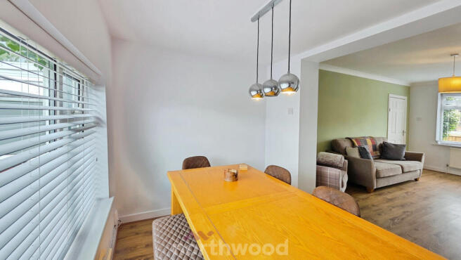 3 bed Terraced for sale Image 10