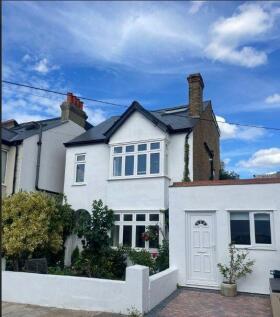 Bickley Crescent, Bromley, BR1 2DW