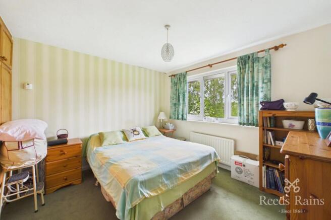 4 bed Detached for sale Image 12