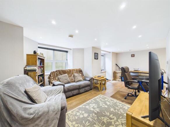 4 - One-Bedroom Flat.jpg