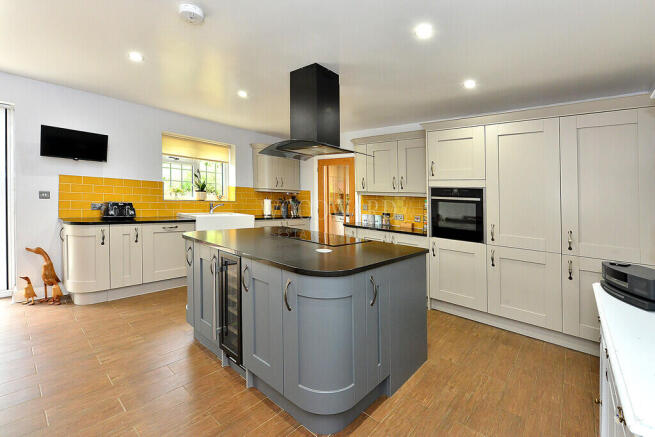 Living/Kitchen/Di...