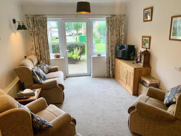 1 bed Retirement Property for sale Image 5