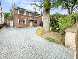 27, Park Lane, Salford M7 4JE