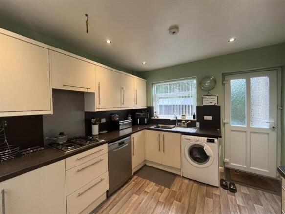 4 bed End of Terrace for sale Image 8