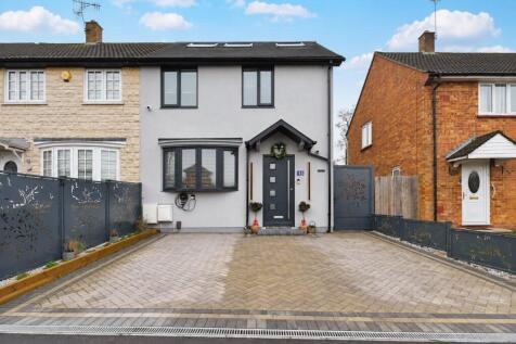 Pentland Road, Bushey, Hertfordshire, WD23