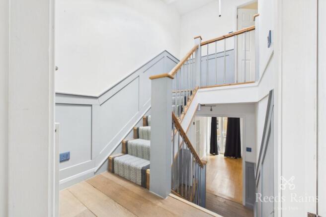 3 bed Terraced to rent Image 4