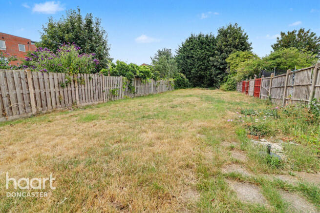 3 bed Terraced for sale Image 9