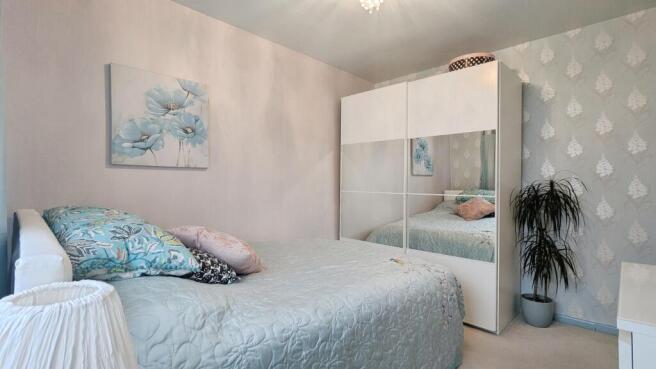 3 bed Town House for sale Image 12