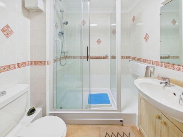 1 bed Apartment for sale Image 11