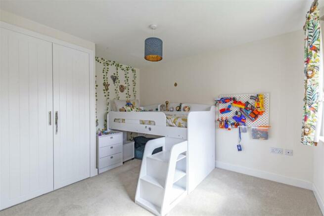 Bedroom 4-1.jpg