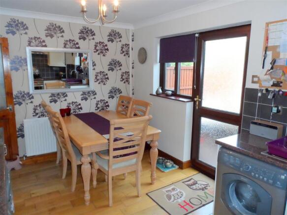 FITTED KITCHEN/DINER
