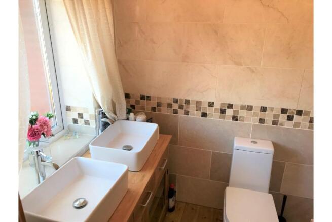 Master En-suite