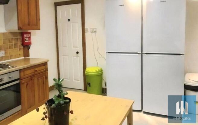 1 bed House Share to rent Image 7
