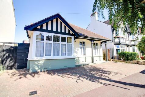 Chelmsford Avenue, Southend-on-Sea
