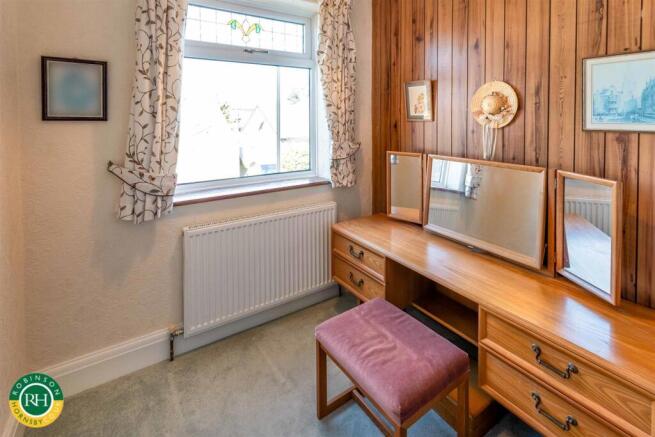 3 bed Semi-Detached for sale Image 9