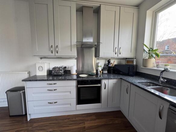 Fitted Kitchen
