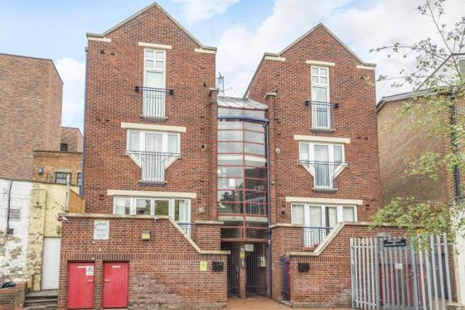 London House (10)