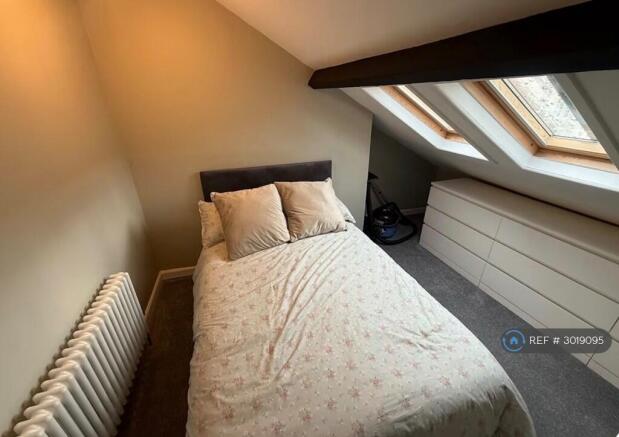 3 bed Semi-Detached to rent Image 8