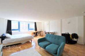 11, Masons Yard, London EC1V 8DX