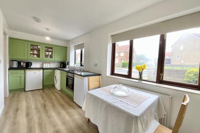2 bed Semi-Detached for sale Image 4