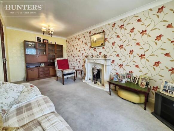 2 bed Semi-Detached Bungalow for sale Image 7