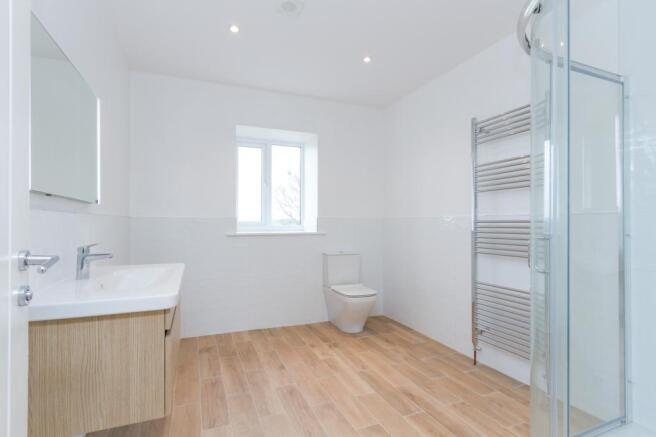 Master En-Suite