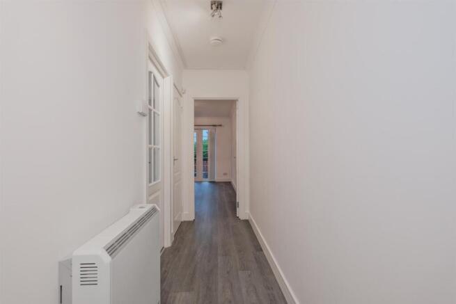 001-6 St. Andrews Court Carluke ML8 5SX.jpg