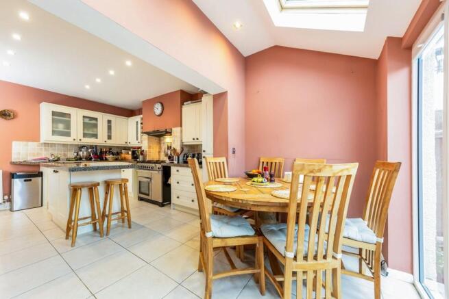 Kitchen/Dining Room