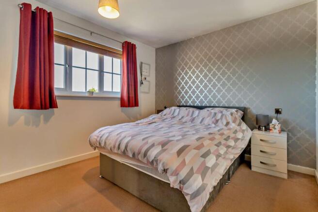 2 bed Flat for sale Image 11