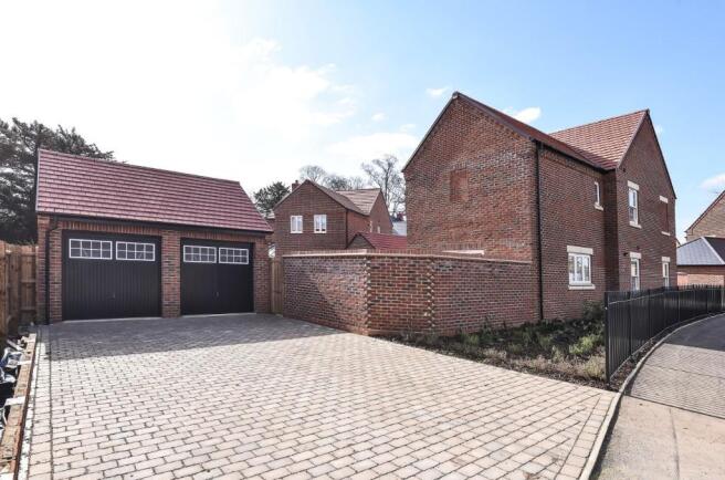 Garage.