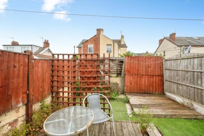 2 bed House for sale Image 12
