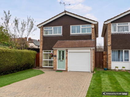 Hall Close, Mill End, Rickmansworth, WD3 8US