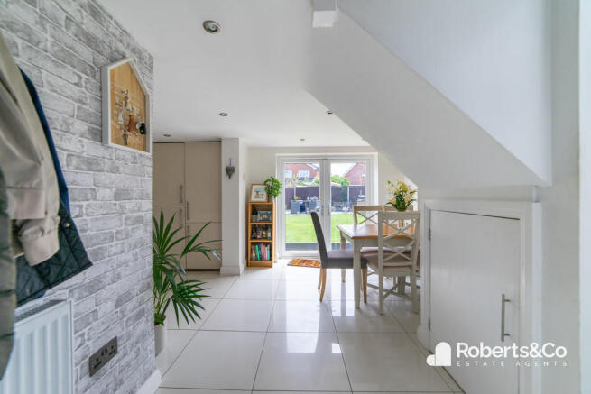 Open Plan Family ...