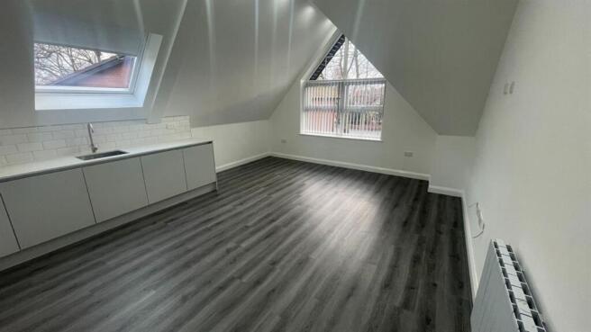 Bright, recently renovated attic double bedroom...