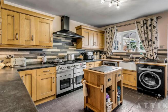 The White House The Street Westleton IP17 3AD (16)