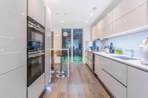 Villiers Gardens, Stratford, London, E20