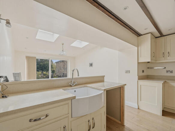 3 bed Cottage for sale Image 6