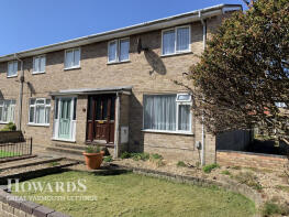 71, Hawkins Close, Great Yarmouth NR30 4AZ