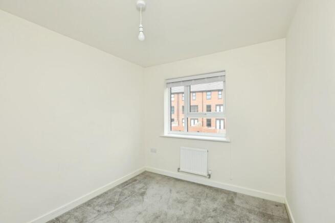 3 bed Semi-Detached for sale Image 12