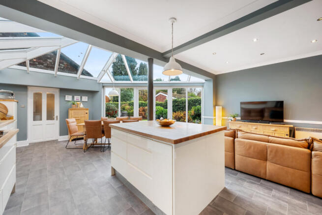 Kitchen/Living/Diner