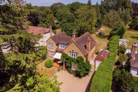 South Farm Lane, Bagshot
