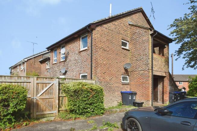 Windwhistle Way, Alderbury         ***VIDEO TOUR*** photo 4