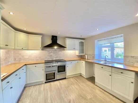 3 bed End of Terrace for sale Image 5