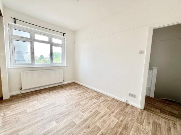 15a Bywood 3