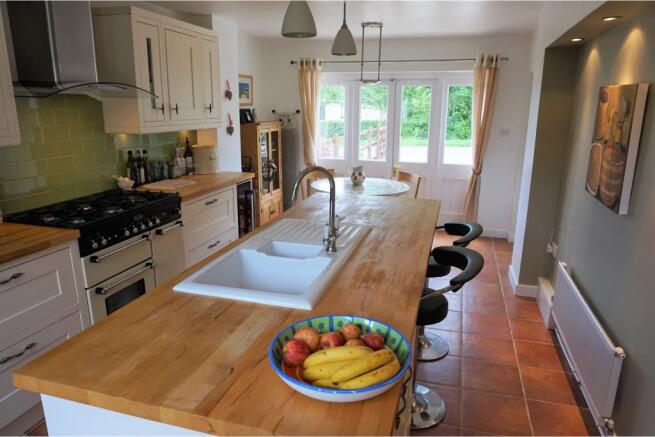 Kitchen / Breakfast