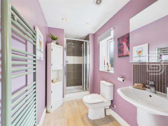 Ensuite.jpg