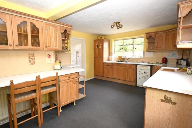 Kitchen/ Breakfast room