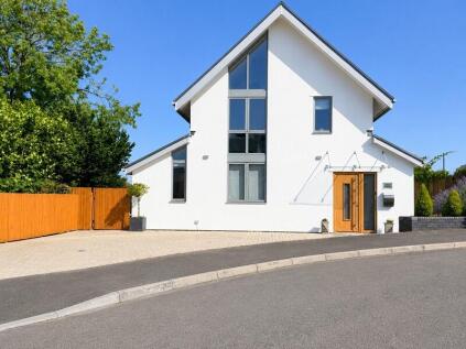 The Patch, Llanharry, Pontyclun, Rhondda Cynon Taff. CF72 9LF
